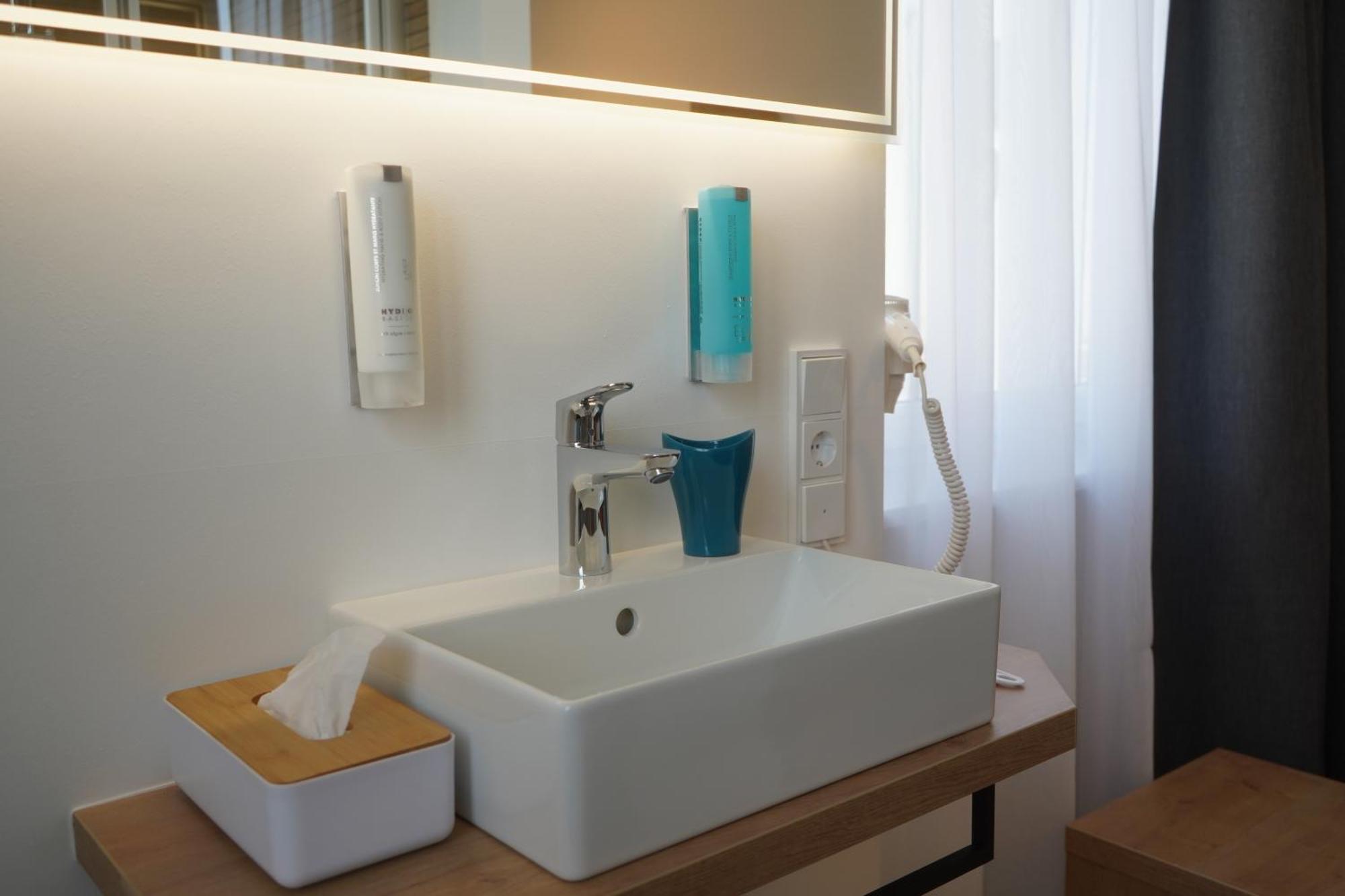 Eco Motel Wallersdorf Εξωτερικό φωτογραφία